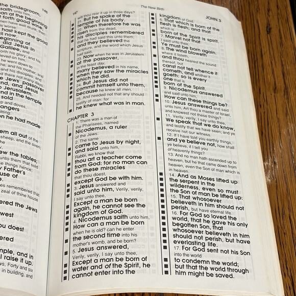 Kwickscan Holy Bible King James Version Copyright 1989 Paperback - Picture 8 of 12